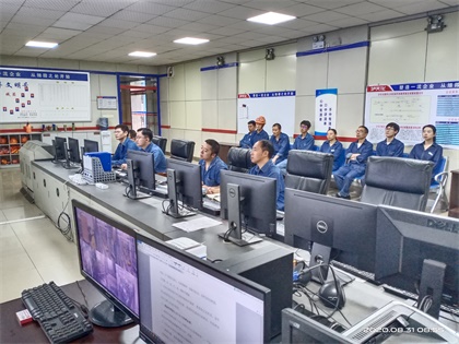 开云官方入口登录股份公司党委书记廖廷君参加基层班组安全学习活动