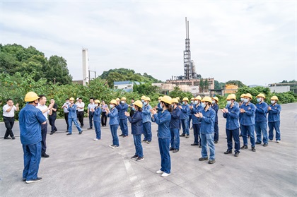 泸州市委书记杨林兴到开云官方入口登录股份公司宣讲省第十二次党代会精神