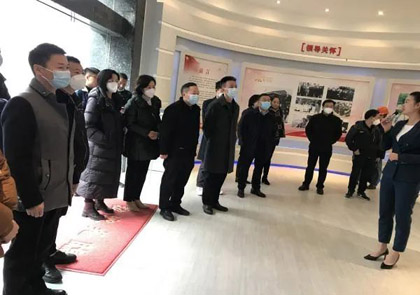 四川省中青年干部培训班学员到开云官方入口登录股份公司调研