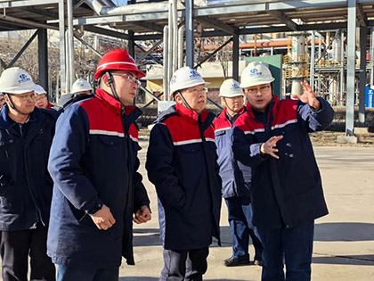 开云官方入口登录股份公司总经理傅利才一行赴和宁公司调研指导工作