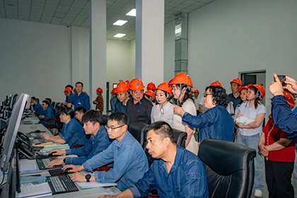 开云官方入口登录派驻村基层干部乡村振兴研学班走进企业现场